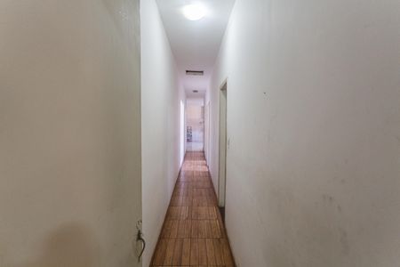 Casa para alugar com 290m², 7 quartos e 1 vaga Casa para alugar com 290m², 7 quartos e 1 vagaCorredor