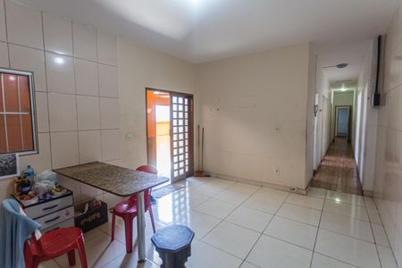 Casa para alugar com 290m², 7 quartos e 1 vaga Casa para alugar com 290m², 7 quartos e 1 vagaCozinha