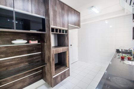 Apartamento para alugar com 158m², 3 quartos e 3 vagasCozinha