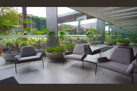 Studio para alugar com 35m², 1 quarto e 1 vaga Studio para alugar com 35m², 1 quarto e 1 vagaHall de entrada