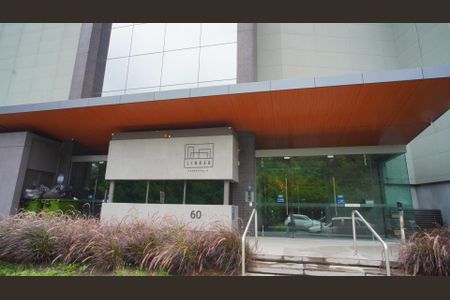 Studio para alugar com 35m², 1 quarto e 1 vaga Studio para alugar com 35m², 1 quarto e 1 vagaFachada