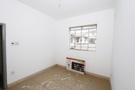 Casa à venda com 320m², 5 quartos e 2 vagasQuarto 4