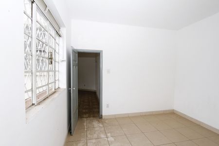 Casa à venda com 320m², 5 quartos e 2 vagasQuarto 2