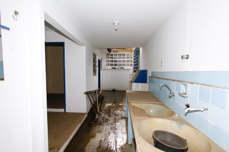 Casa à venda com 320m², 5 quartos e 2 vagasÁrea de Serviço