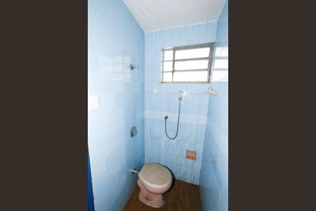 Casa à venda com 320m², 5 quartos e 2 vagasBanheiro 2