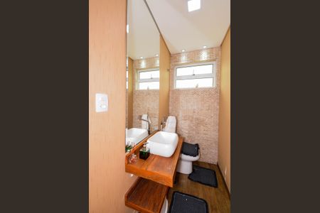 Casa à venda com 150m², 3 quartos e 2 vagasLavabo