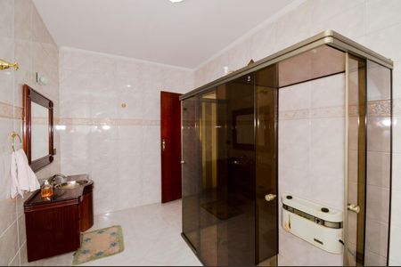 Casa à venda com 150m², 3 quartos e 2 vagasBanheiro da Suíte