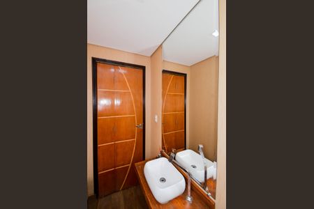 Casa à venda com 150m², 3 quartos e 2 vagasLavabo