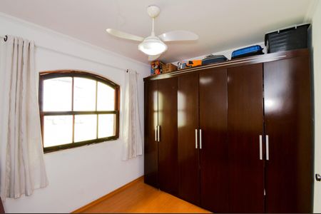 Casa à venda com 150m², 3 quartos e 2 vagasQuarto 2