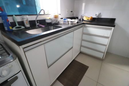 Apartamento para alugar com 156m², 4 quartos e 2 vagasCozinha