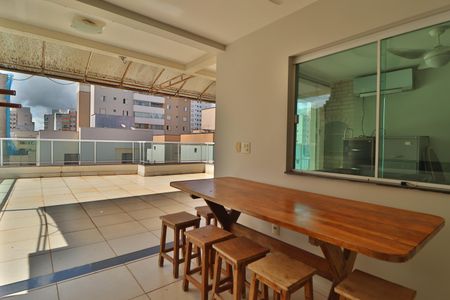 Apartamento para alugar com 156m², 4 quartos e 2 vagasVaranda gourmet