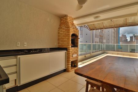 Apartamento para alugar com 156m², 4 quartos e 2 vagasVaranda gourmet