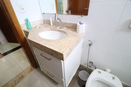 Apartamento para alugar com 156m², 4 quartos e 2 vagasBanheiro Social