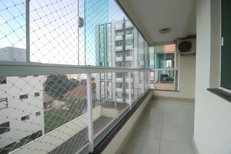 Apartamento para alugar com 156m², 4 quartos e 2 vagasSacada