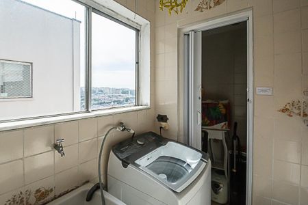 Apartamento para alugar com 63m², 2 quartos e 1 vagaÁrea de Serviço