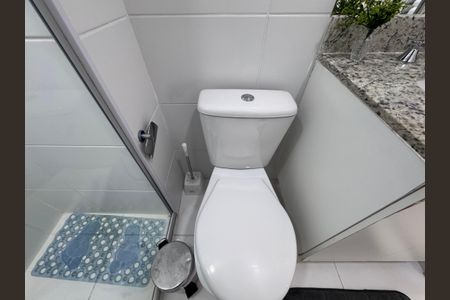 Apartamento à venda com 72m², 2 quartos e 2 vagasBanheiro Social