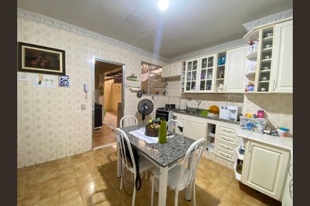 Apartamento à venda com 88m², 2 quartos e 1 vagaCozinha