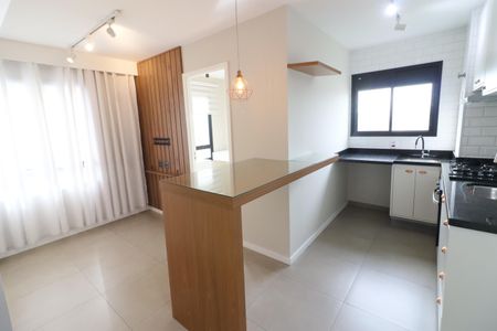 Sala de apartamento à venda com 2 quartos, 38m² em Presidente Altino, Osasco