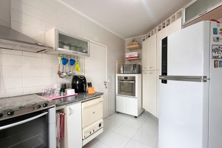 Apartamento à venda com 153m², 4 quartos e 2 vagasCozinha