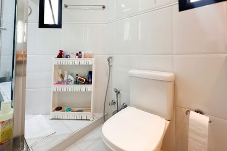 Apartamento à venda com 153m², 4 quartos e 2 vagasBanheiro da Suíte