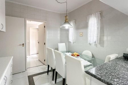 Apartamento à venda com 153m², 4 quartos e 2 vagasCopa