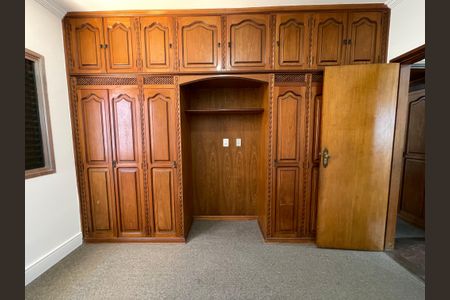 Casa para alugar com 250m², 6 quartos e 5 vagas Casa para alugar com 250m², 6 quartos e 5 vagasQuarto 2