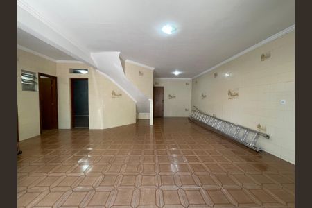 Casa para alugar com 250m², 6 quartos e 5 vagas Casa para alugar com 250m², 6 quartos e 5 vagasGaragem