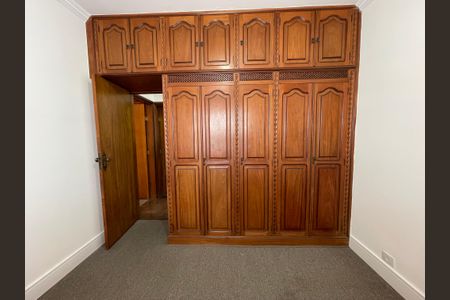 Casa para alugar com 250m², 6 quartos e 5 vagas Casa para alugar com 250m², 6 quartos e 5 vagasQuarto 3