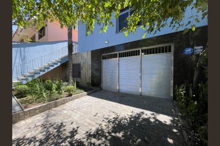 Casa para alugar com 250m², 6 quartos e 5 vagas Casa para alugar com 250m², 6 quartos e 5 vagasGaragem