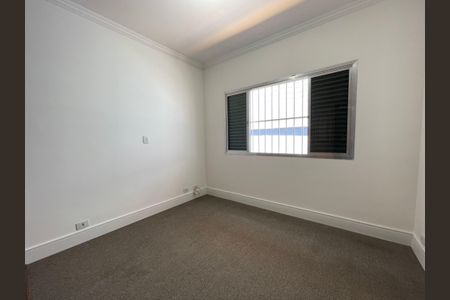 Casa para alugar com 250m², 6 quartos e 5 vagas Casa para alugar com 250m², 6 quartos e 5 vagasQuarto 3