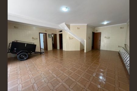 Casa para alugar com 250m², 6 quartos e 5 vagas Casa para alugar com 250m², 6 quartos e 5 vagasGaragem