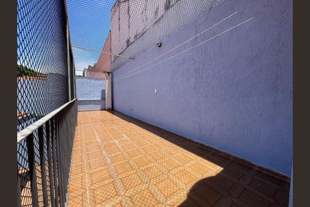 Casa para alugar com 250m², 6 quartos e 5 vagas Casa para alugar com 250m², 6 quartos e 5 vagasVaranda