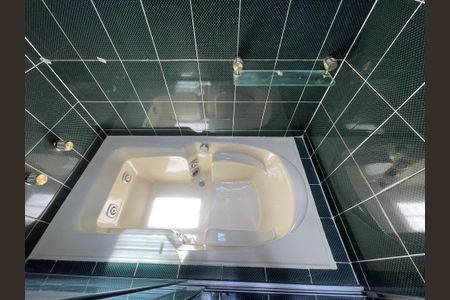 Casa para alugar com 250m², 6 quartos e 5 vagas Casa para alugar com 250m², 6 quartos e 5 vagasBanheiro 4