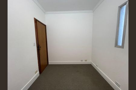 Casa para alugar com 250m², 6 quartos e 5 vagas Casa para alugar com 250m², 6 quartos e 5 vagasQuarto 4