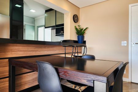 Apartamento para alugar com 63m², 2 quartos e 1 vagaSala 