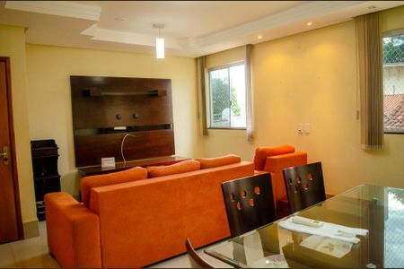 Apartamento para alugar com 3 quartos, 99m² em Setor Aeroporto, Goiânia