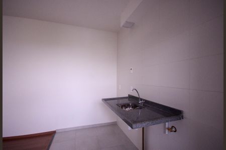 Apartamento para alugar com 38m², 2 quartos e sem vaga Apartamento para alugar com 38m², 2 quartos e sem vagaCozinha/Área de Serviço