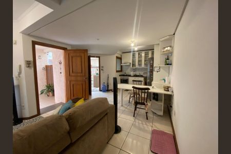 Casa de condomínio para alugar com 194m², 2 quartos e 1 vagaSala 