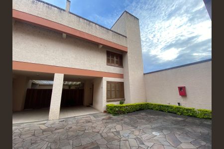 Casa de condomínio para alugar com 194m², 2 quartos e 1 vagaGaragem