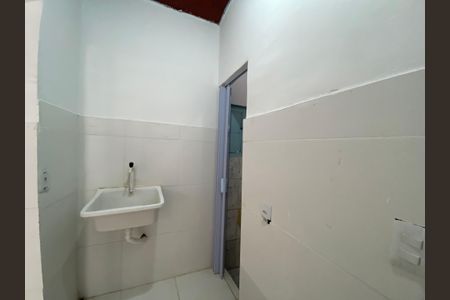 Casa para alugar com 55m², 1 quarto e sem vagaÁrea de Serviço
