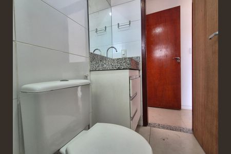 Apartamento para alugar com 90m², 2 quartos e 1 vaga Apartamento para alugar com 90m², 2 quartos e 1 vagaBanheiro quarto
