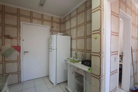 Apartamento para alugar com 100m², 2 quartos e 1 vaga Apartamento para alugar com 100m², 2 quartos e 1 vagaCozinha