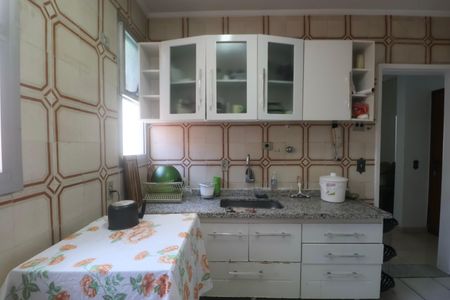 Apartamento para alugar com 100m², 2 quartos e 1 vaga Apartamento para alugar com 100m², 2 quartos e 1 vagaCozinha