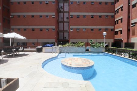 Apartamento para alugar com 100m², 2 quartos e 1 vaga Apartamento para alugar com 100m², 2 quartos e 1 vagaÁrea comum - Piscina