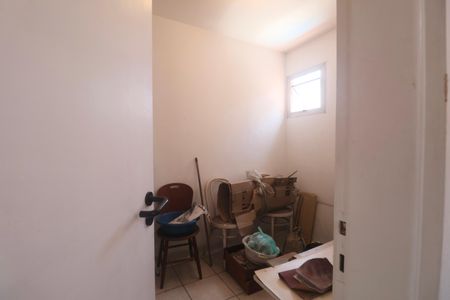Apartamento para alugar com 100m², 2 quartos e 1 vaga Apartamento para alugar com 100m², 2 quartos e 1 vagaQuarto de Serviço