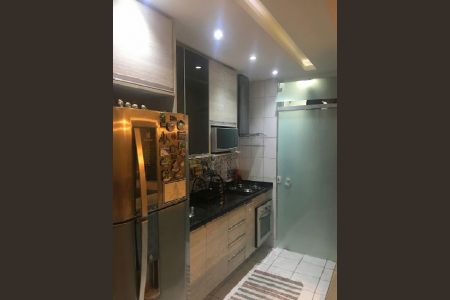 Apartamento à venda com 69m², 2 quartos e 2 vagasCozinha