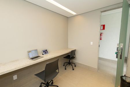 Apartamento para alugar com 94m², 2 quartos e 2 vagaslazer completo