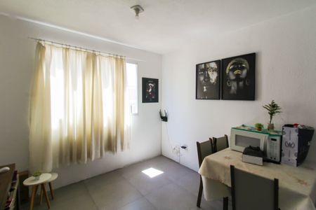 Sala de apartamento à venda com 2 quartos, 42m² em Estância Velha, Canoas