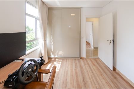 Apartamento à venda com 110m², 3 quartos e 1 vagaQuarto 3
