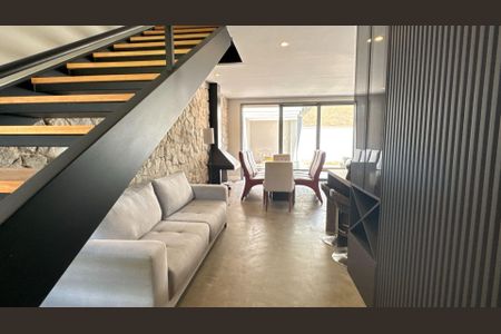 Casa à venda com 3 quartos, 200m² em Residencial Tambore III, Santana de Parnaíba